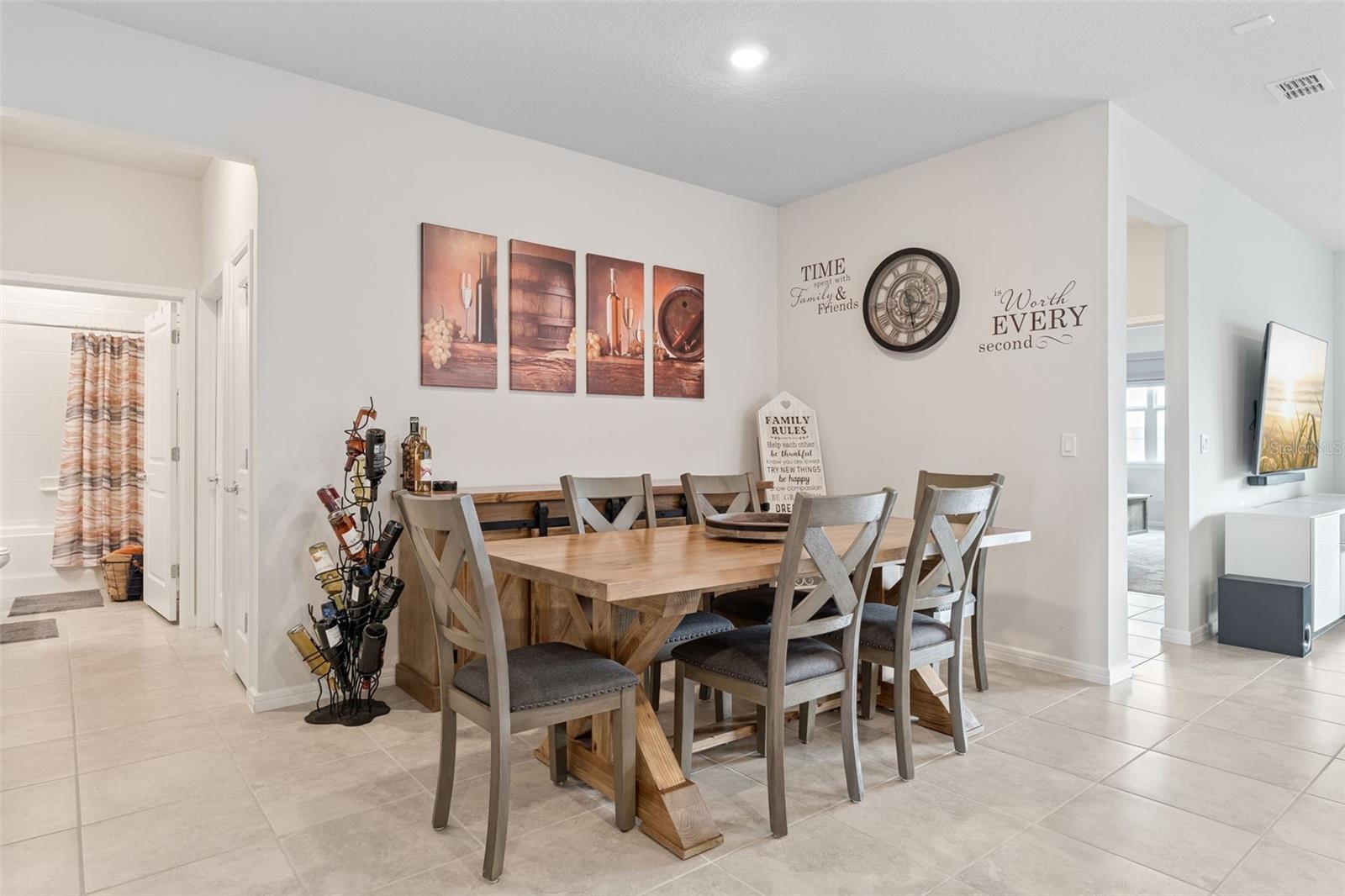 1989 Spg SHOWER Cir KISSIMMEE, FL 34744