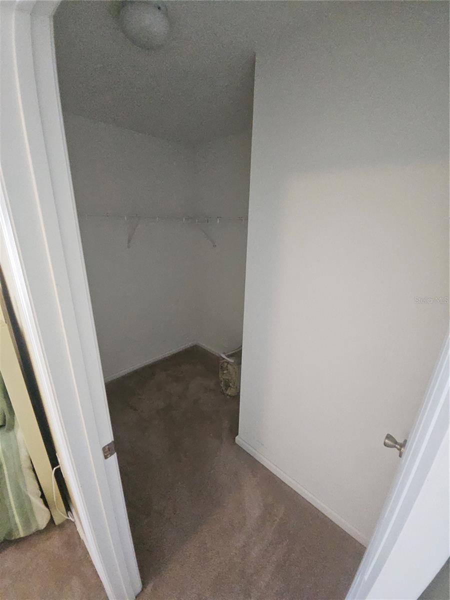 2619 DINVILLE St KISSIMMEE, FL 34747