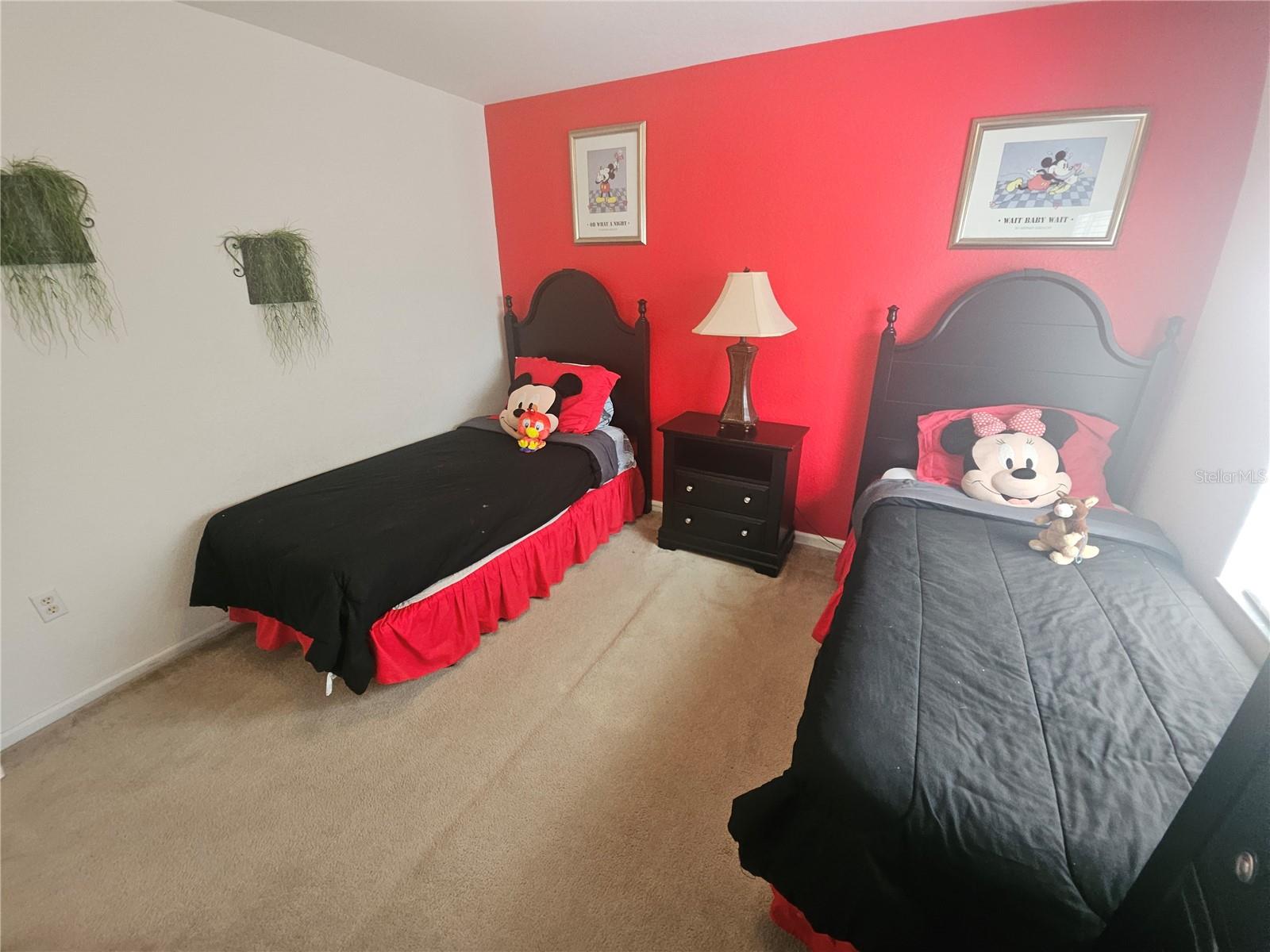 2619 DINVILLE St KISSIMMEE, FL 34747