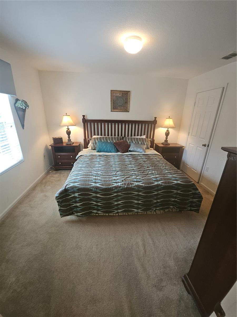 2619 DINVILLE St KISSIMMEE, FL 34747