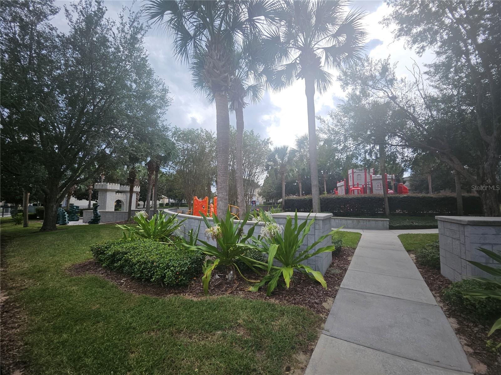 2619 DINVILLE St KISSIMMEE, FL 34747