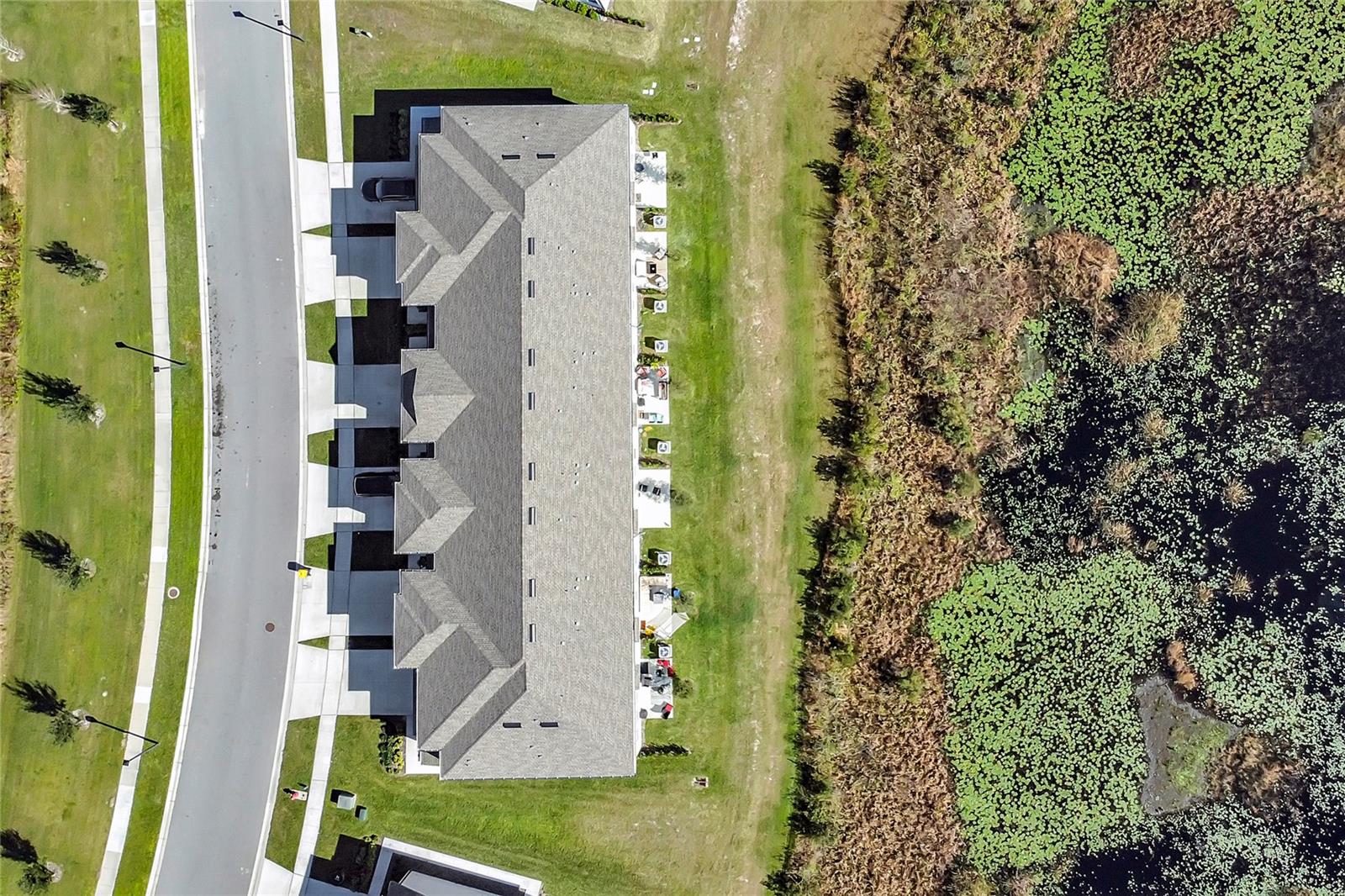 1784 SANIBEL Dr DAVENPORT, FL 33896