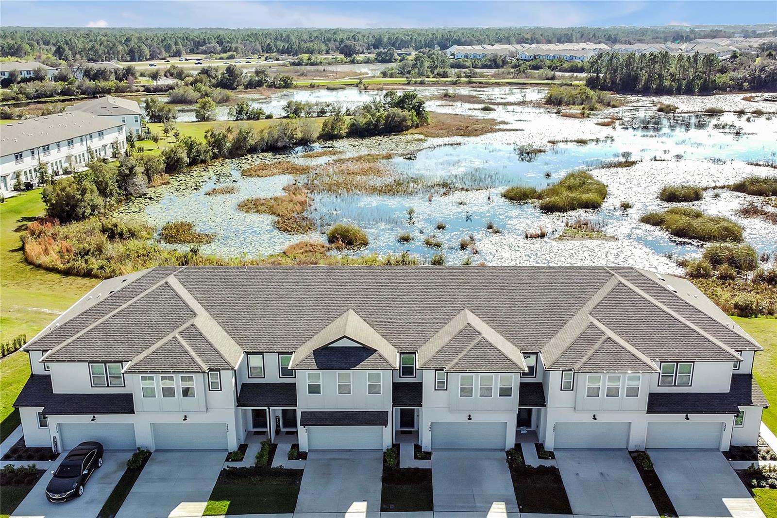 1784 SANIBEL Dr DAVENPORT, FL 33896