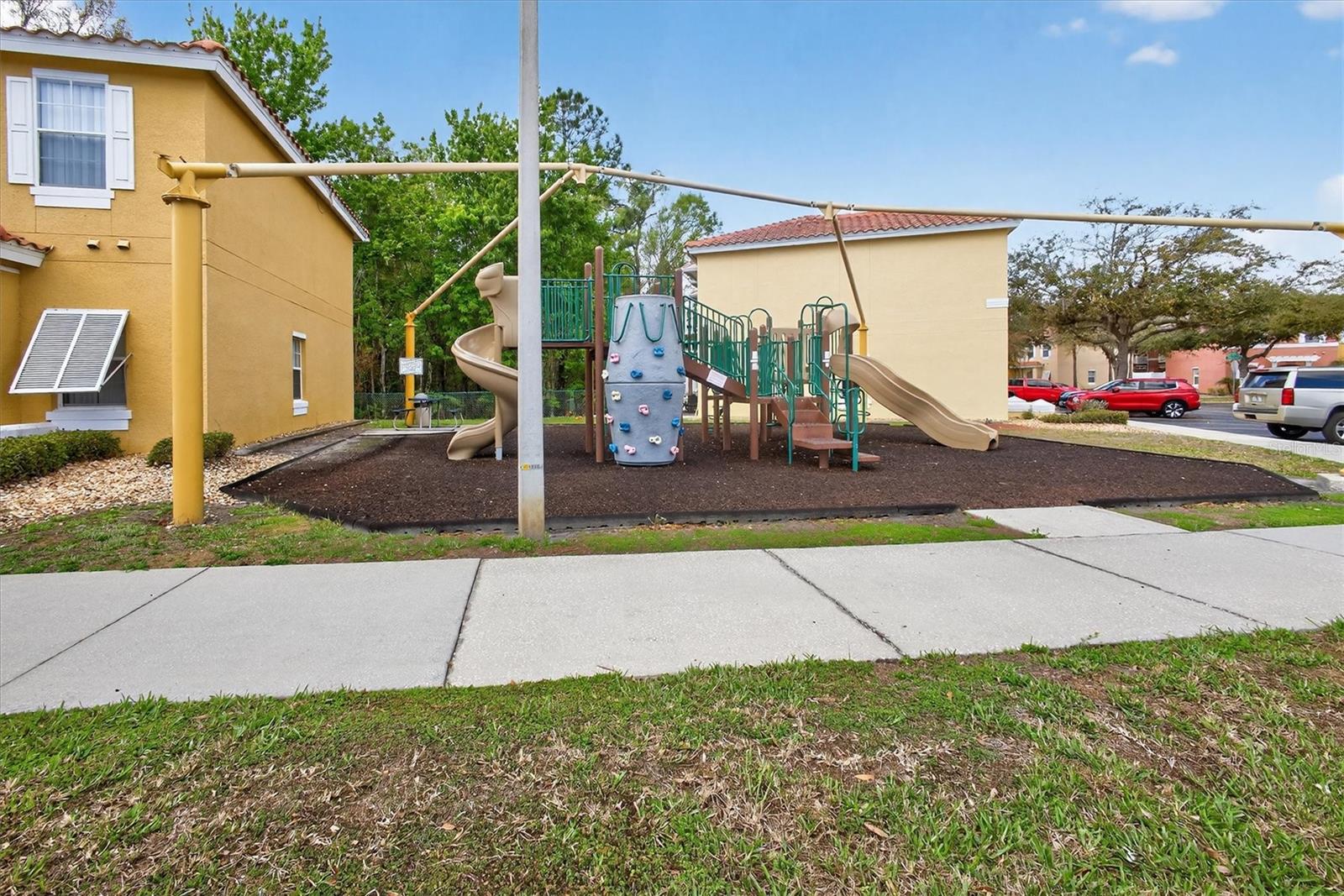 1066 Park Rdg Cir KISSIMMEE, FL 34746