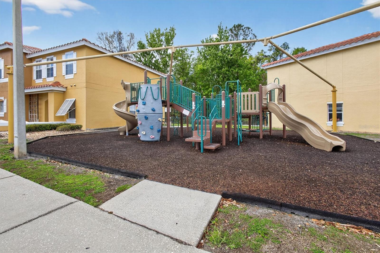 1066 Park Rdg Cir KISSIMMEE, FL 34746