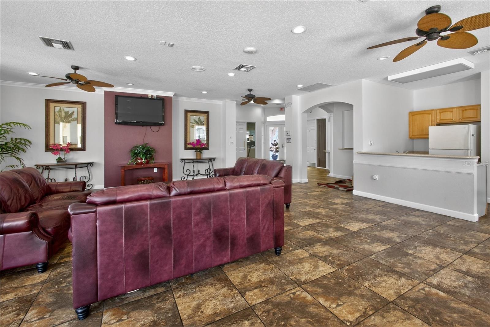 1066 Park Rdg Cir KISSIMMEE, FL 34746