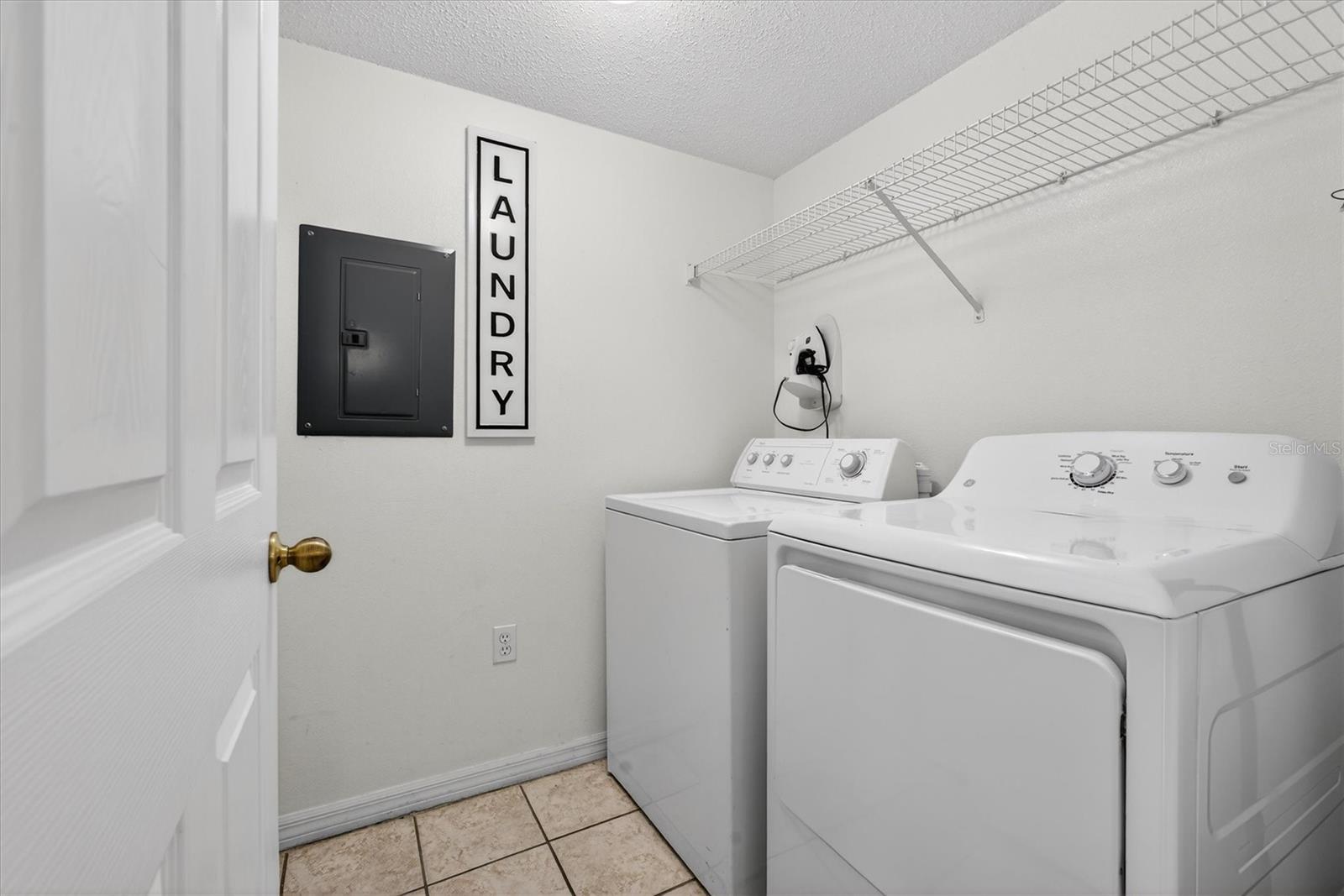 1066 Park Rdg Cir KISSIMMEE, FL 34746