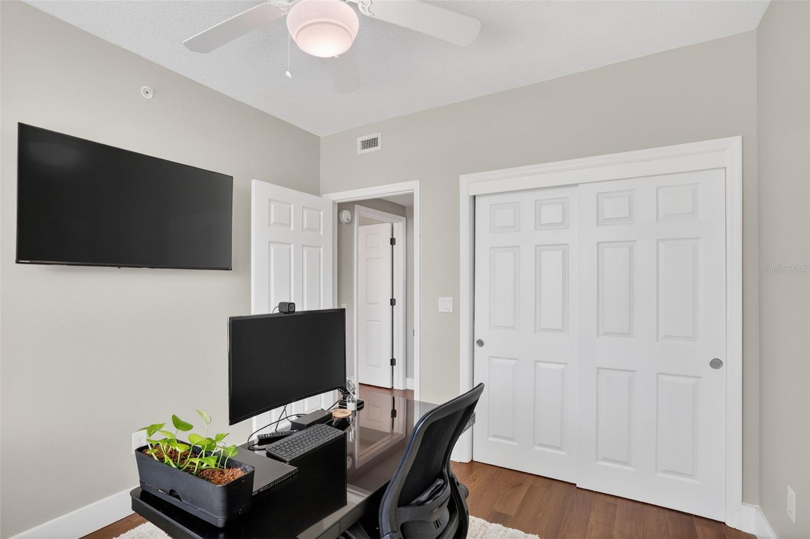 322 E CENTRAL Blvd #1207 ORLANDO, FL 32801