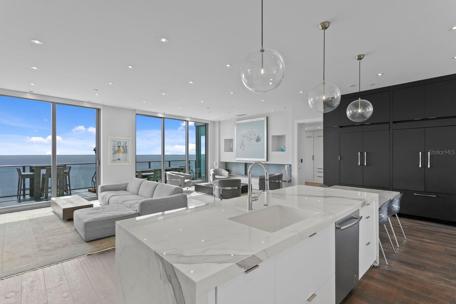 100 1ST Ave #3905 ST PETERSBURG, FL 33701