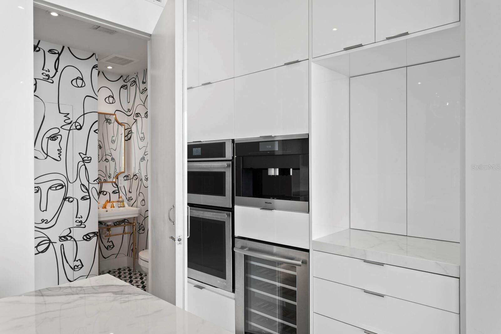 100 1ST Ave #3905 ST PETERSBURG, FL 33701