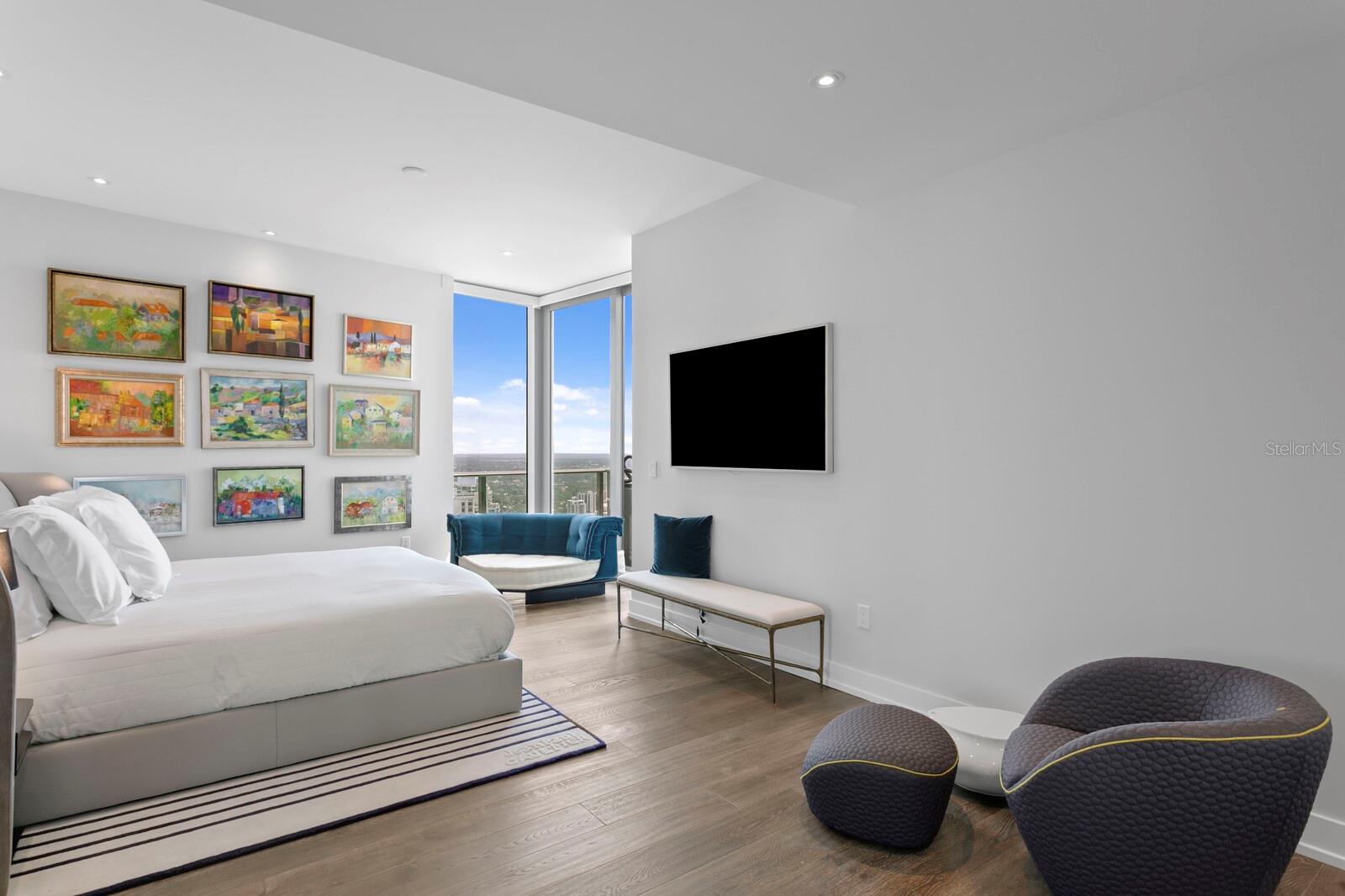 100 1ST Ave #3905 ST PETERSBURG, FL 33701