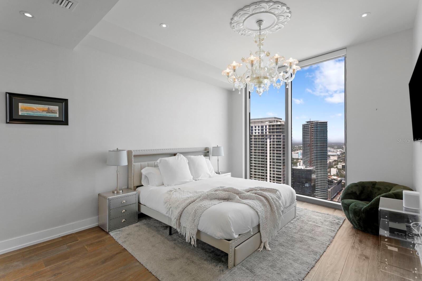 100 1ST Ave #3905 ST PETERSBURG, FL 33701