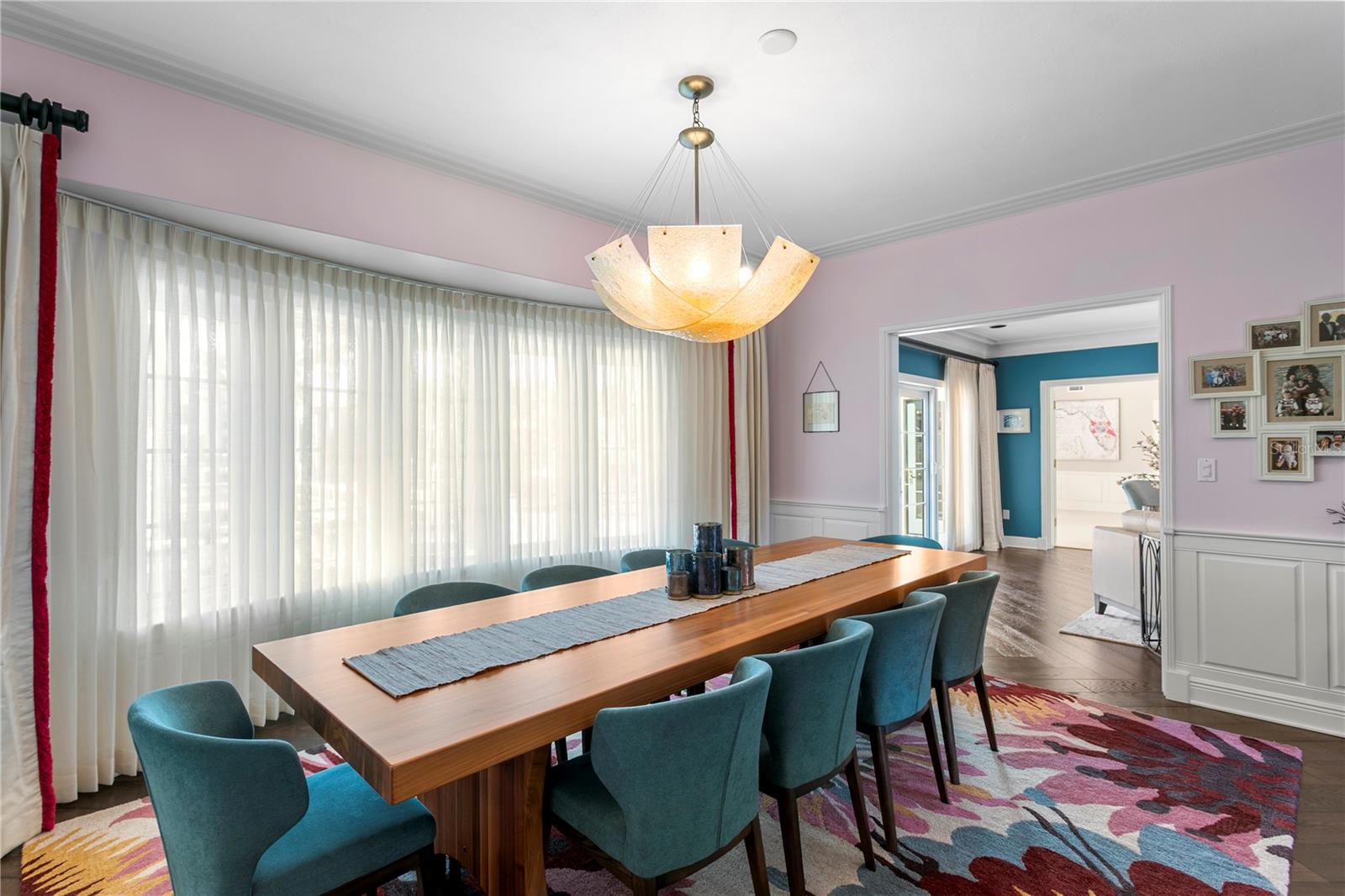 1237 BRIGHTWATERS Blvd ST PETERSBURG, FL 33704