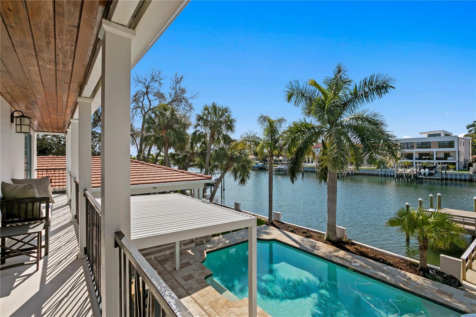 1237 BRIGHTWATERS Blvd ST PETERSBURG, FL 33704