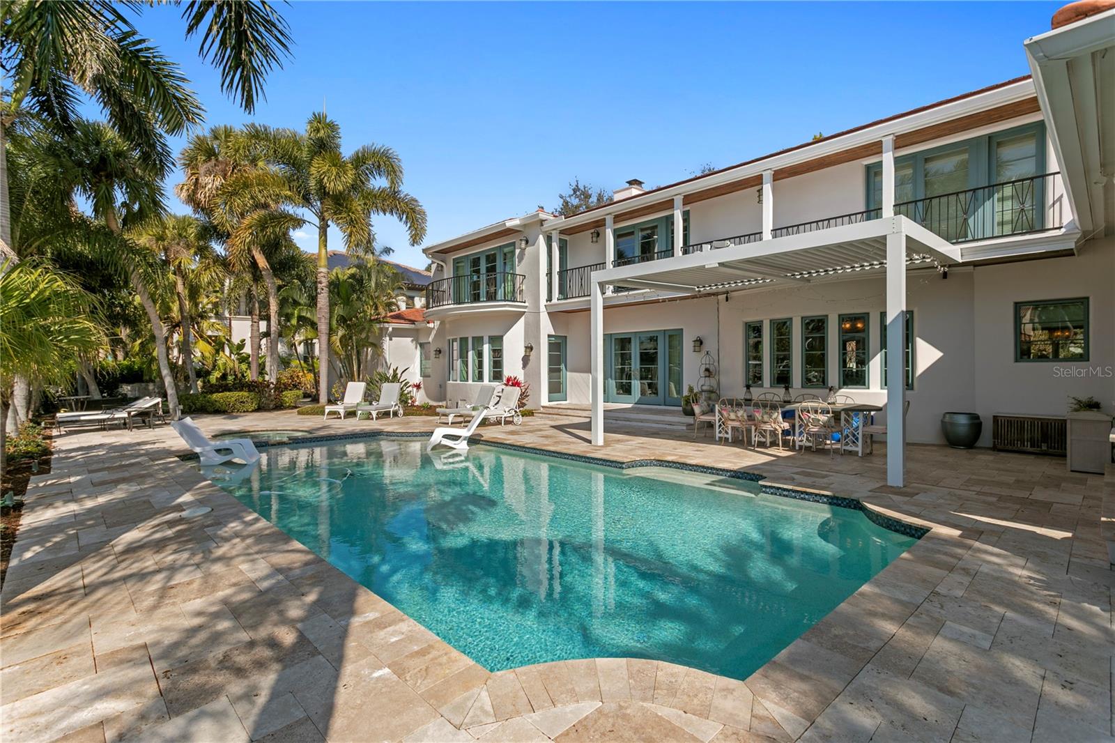 1237 BRIGHTWATERS Blvd ST PETERSBURG, FL 33704