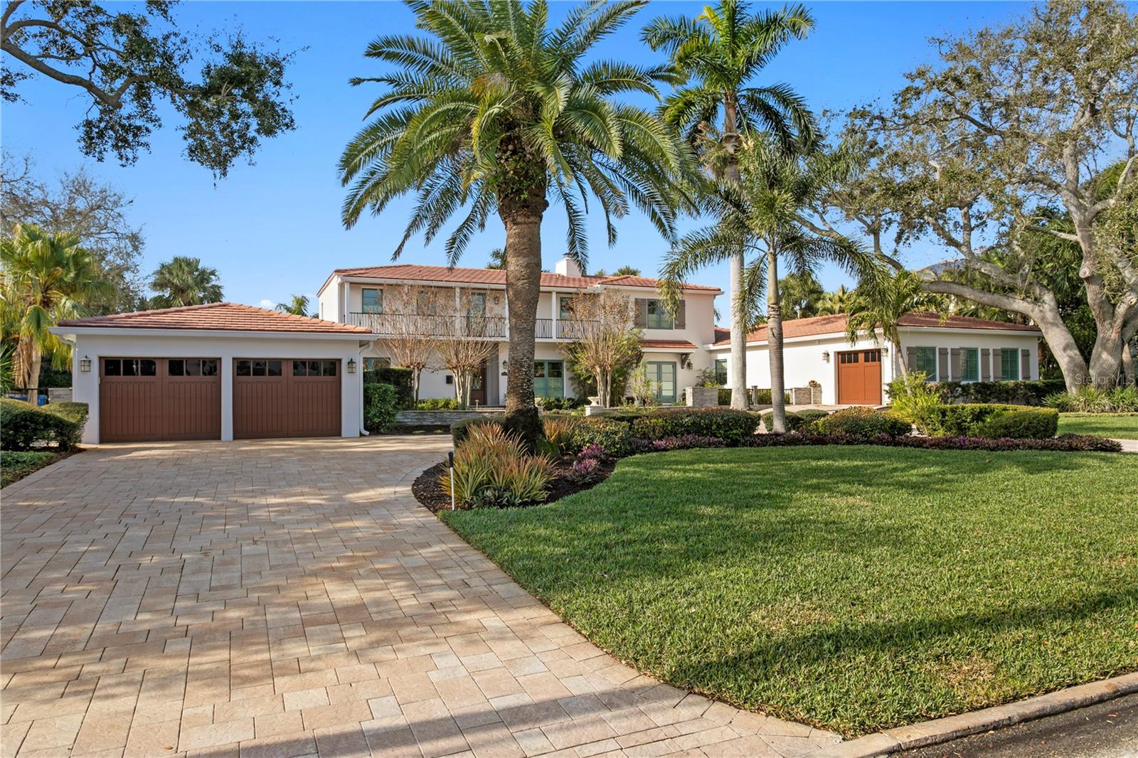 1237 BRIGHTWATERS Blvd ST PETERSBURG, FL 33704