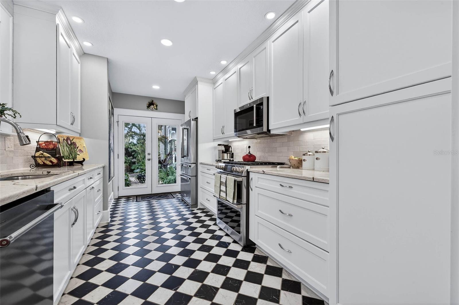 2651 3RD Ave ST PETERSBURG, FL 33713