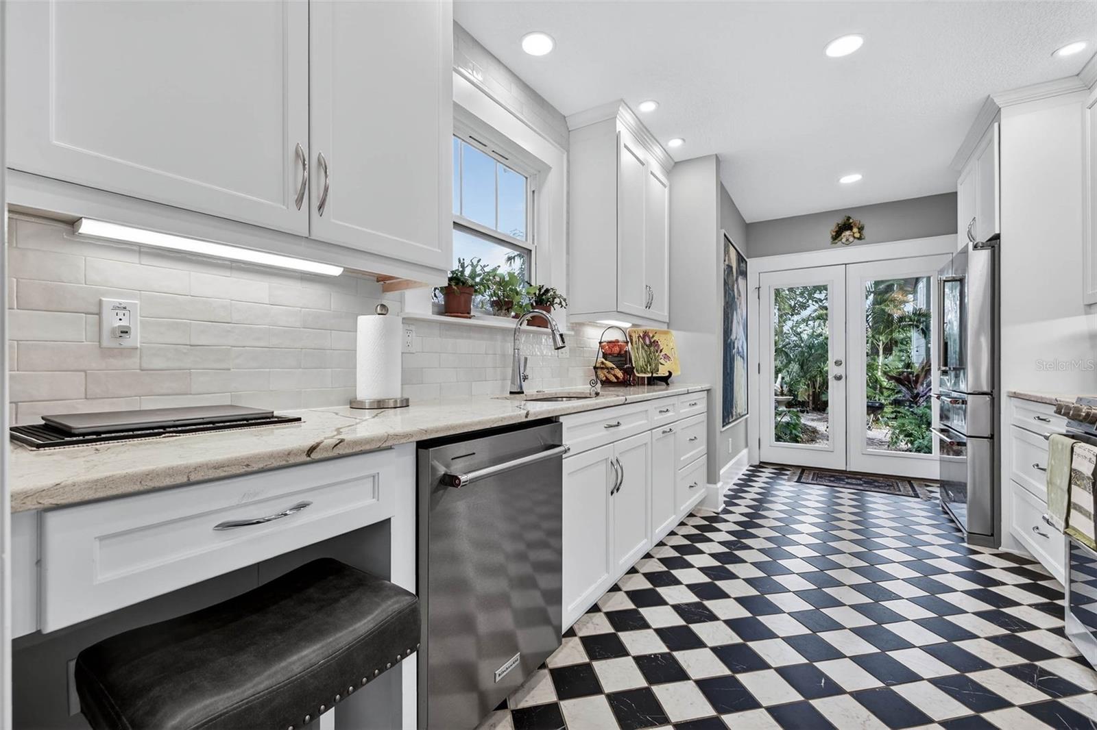 2651 3RD Ave ST PETERSBURG, FL 33713