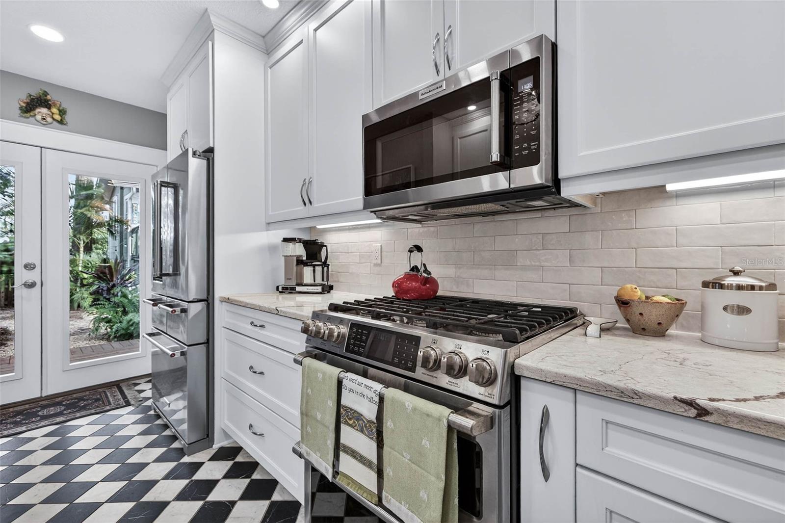 2651 3RD Ave ST PETERSBURG, FL 33713