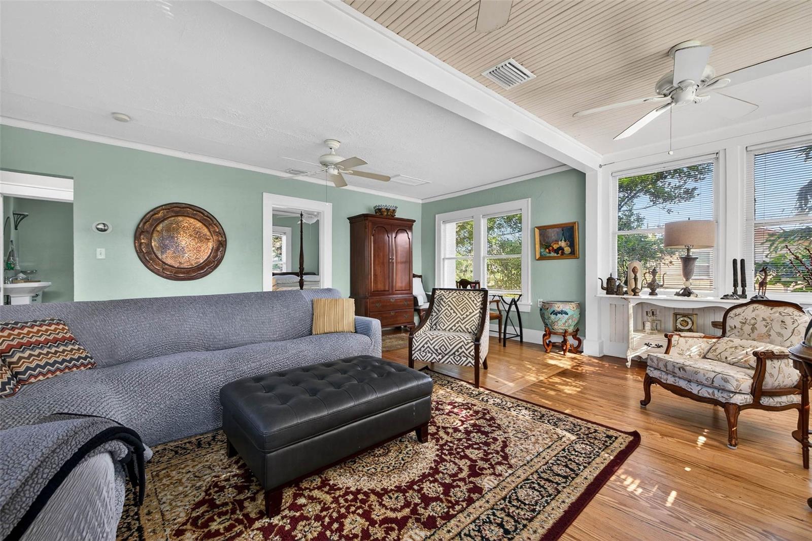 2651 3RD Ave ST PETERSBURG, FL 33713