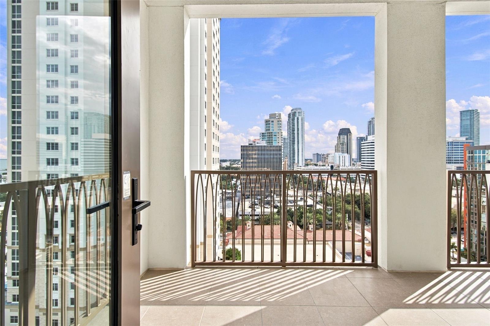 126 4TH Ave #1202 ST PETERSBURG, FL 33701