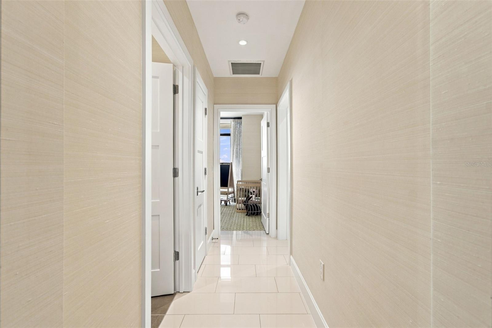 126 4TH Ave #1202 ST PETERSBURG, FL 33701