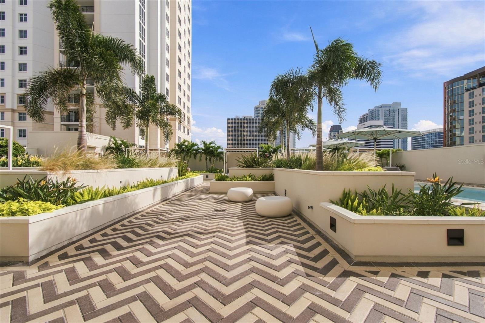 126 4TH Ave #1202 ST PETERSBURG, FL 33701