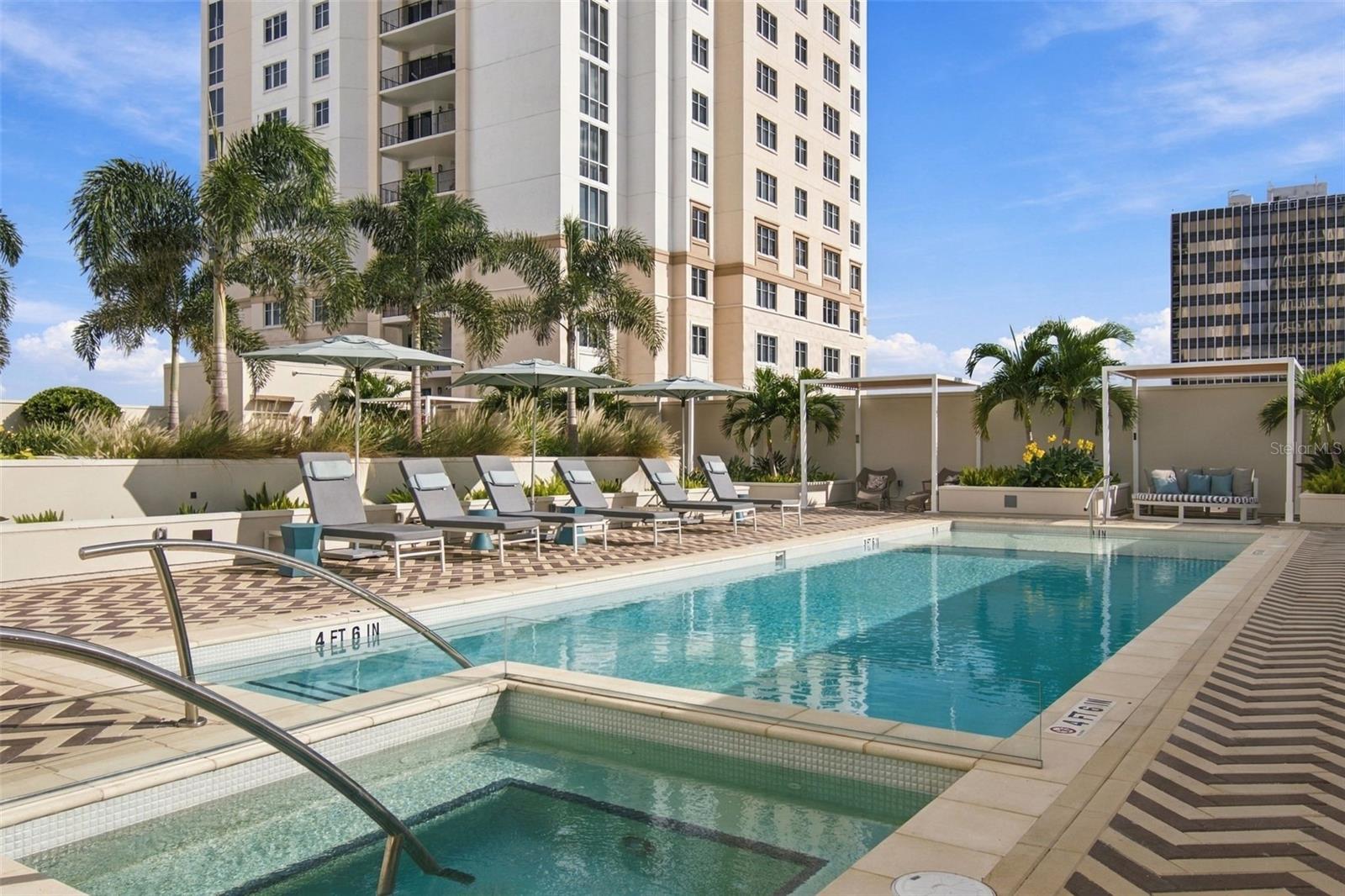 126 4TH Ave #1202 ST PETERSBURG, FL 33701