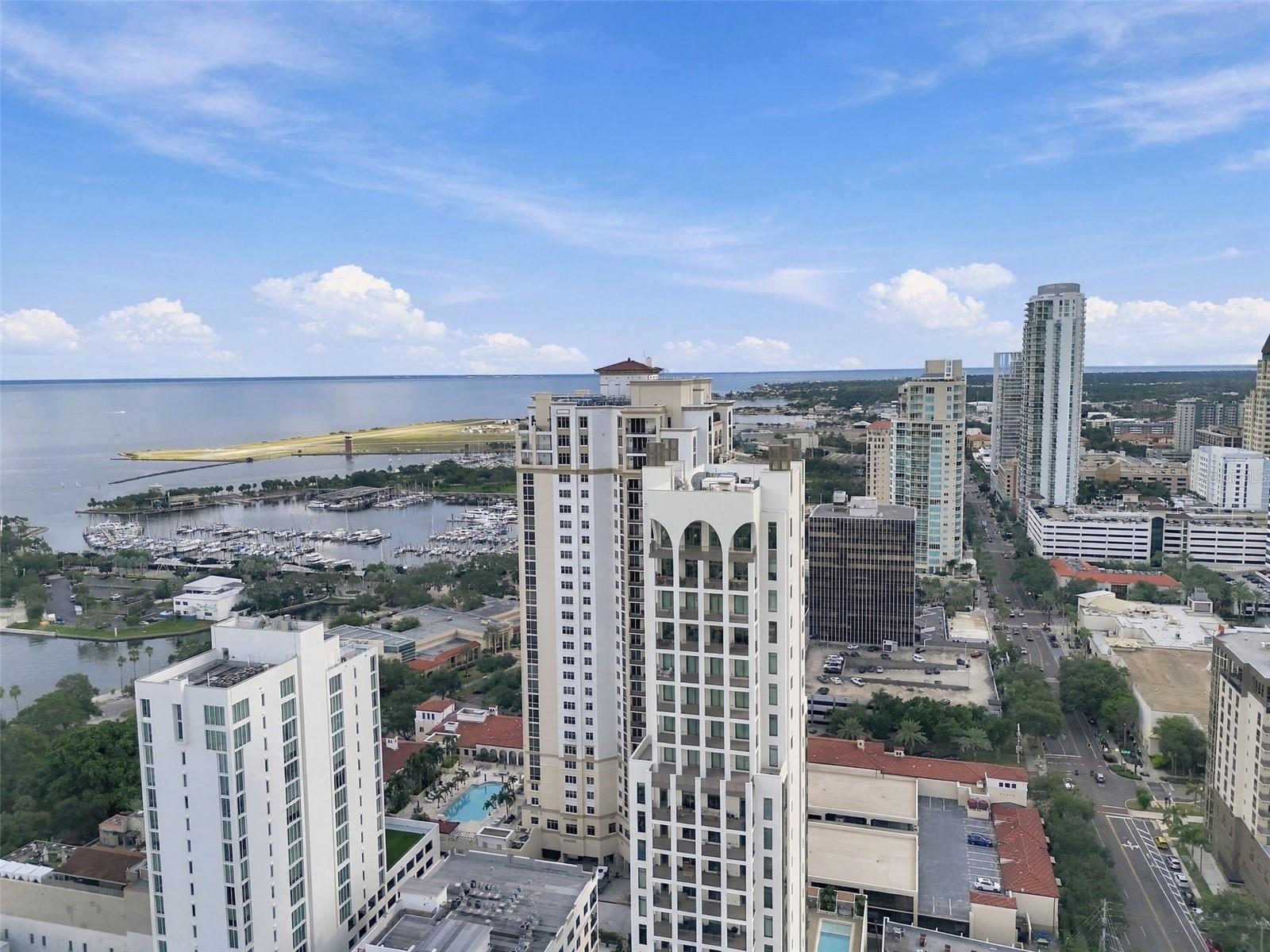 126 4TH Ave #1202 ST PETERSBURG, FL 33701