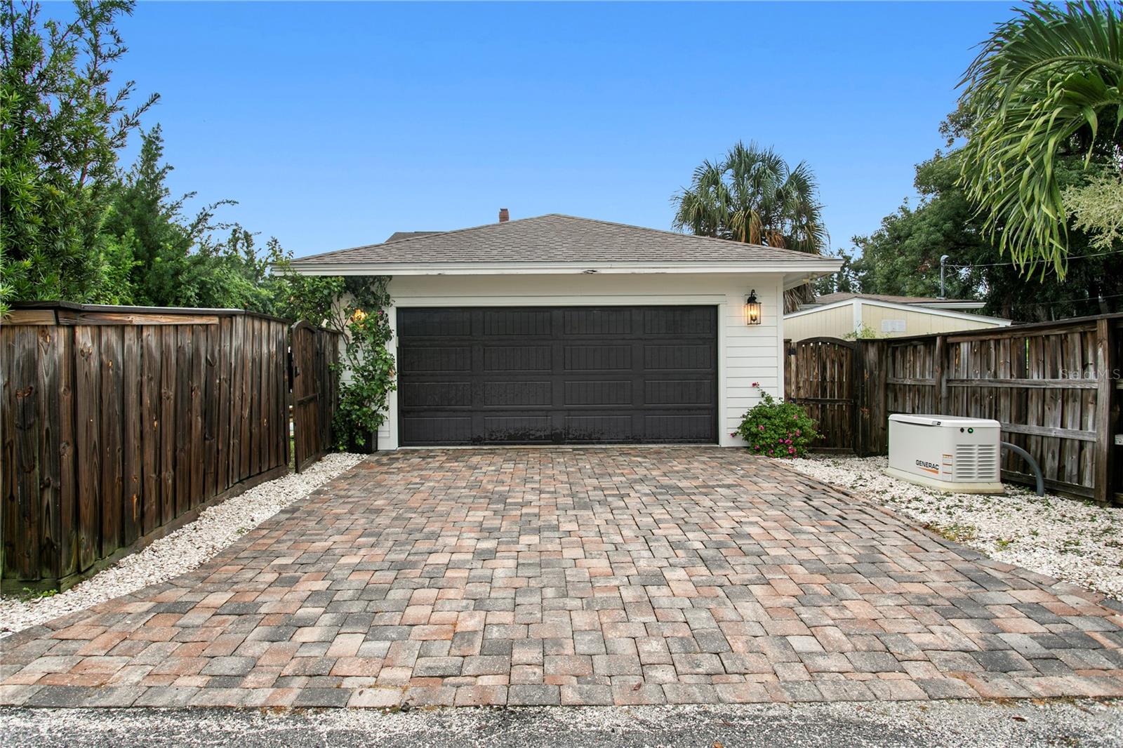 310 26TH Ave N ST PETERSBURG, FL 33704