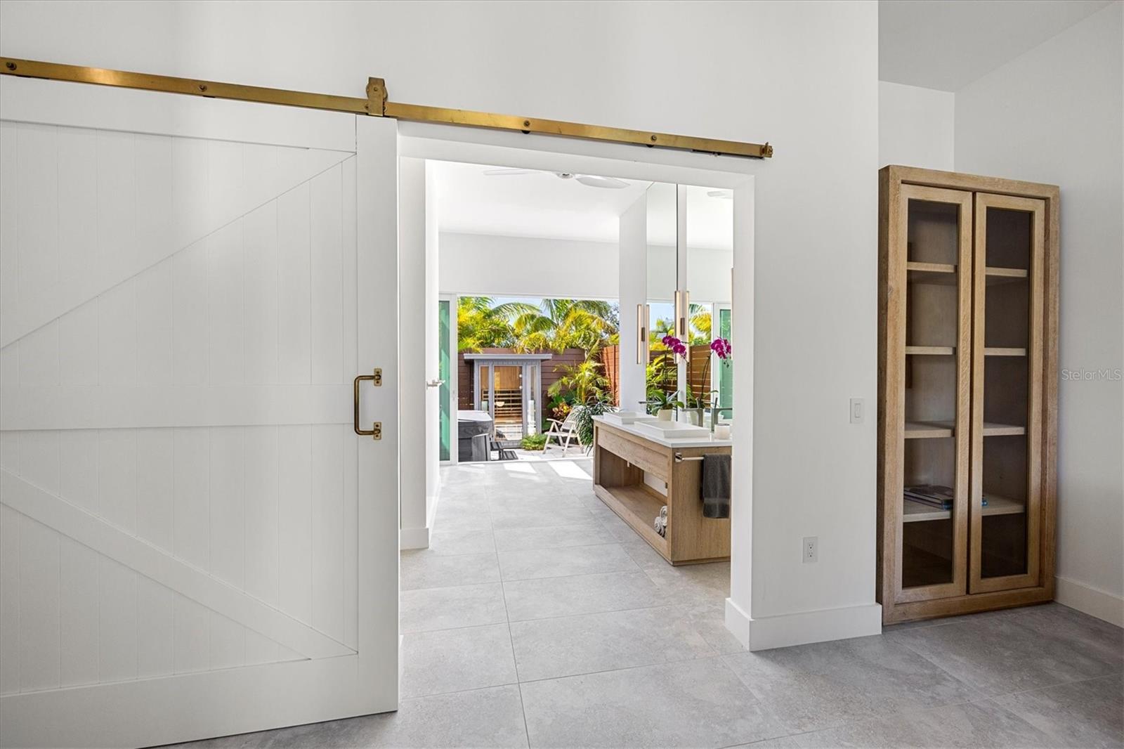 3631 SAN REMO Ter SARASOTA, FL 34239