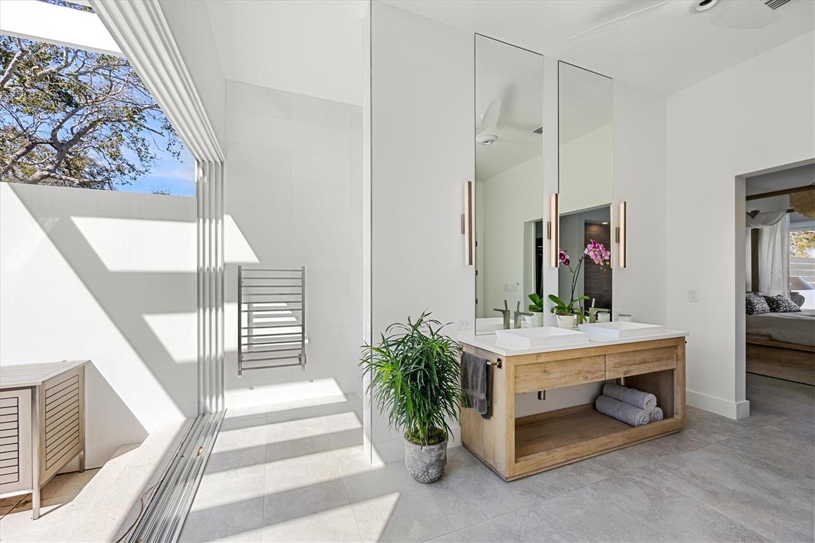 3631 SAN REMO Ter SARASOTA, FL 34239