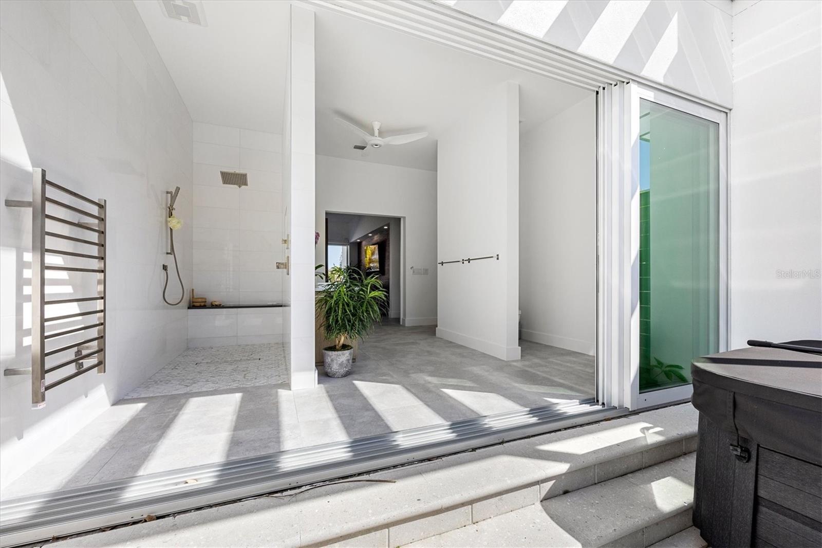 3631 SAN REMO Ter SARASOTA, FL 34239