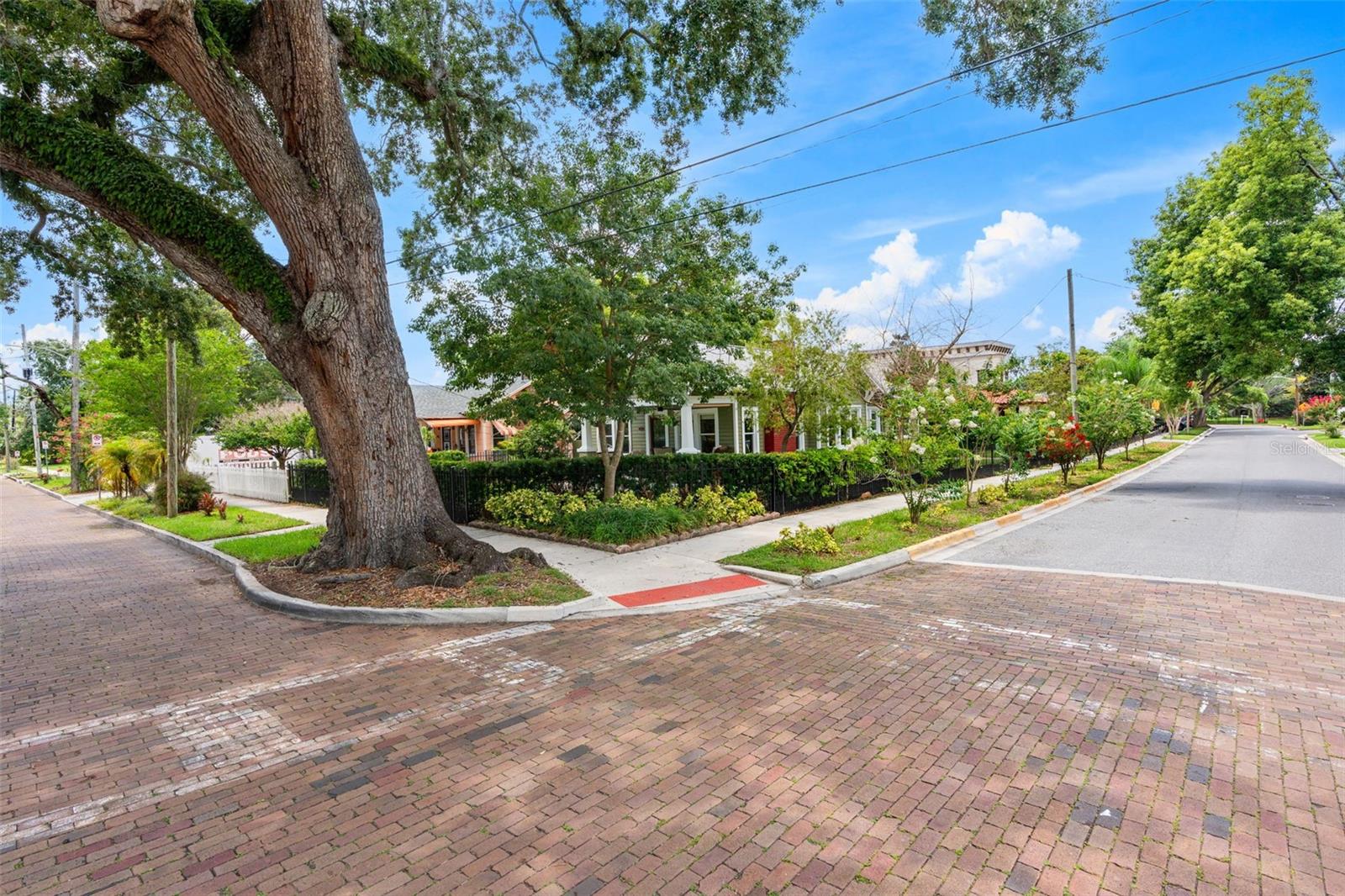900 E PINE St ORLANDO, FL 32801