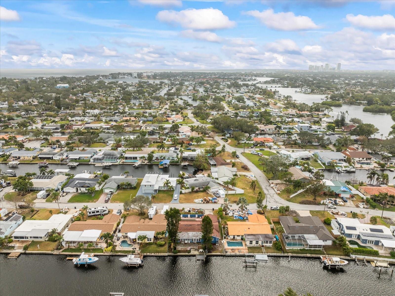 1409 NE 49TH Ave ST PETERSBURG, FL 33703