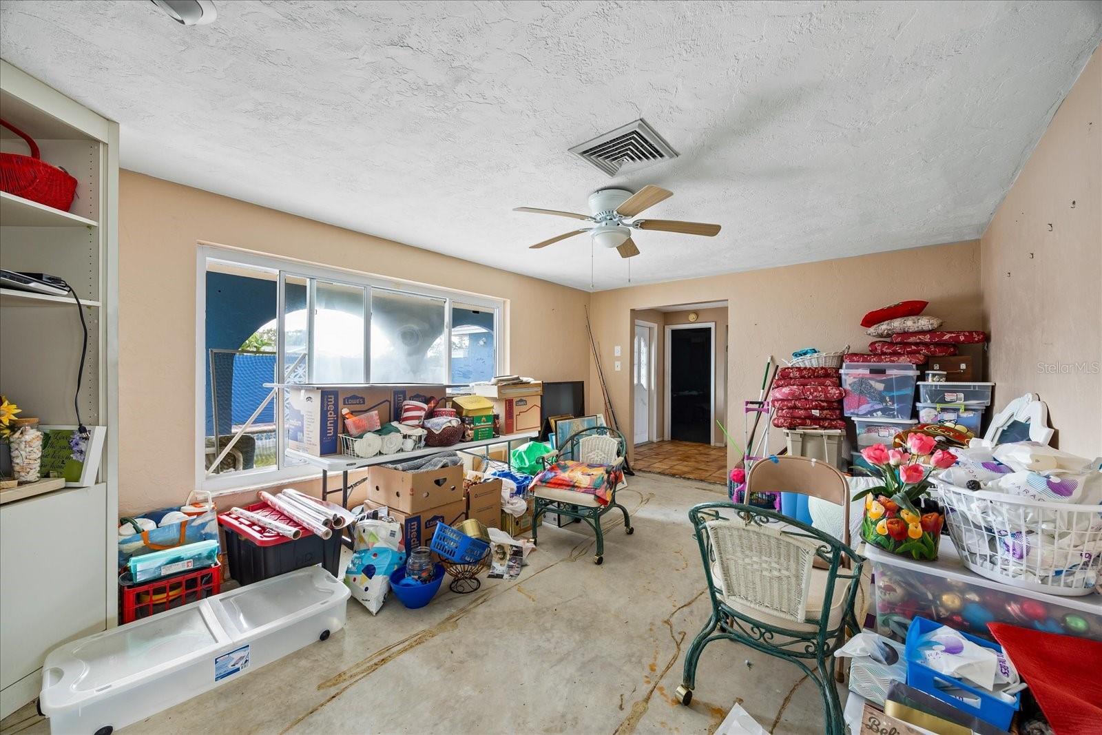 1409 NE 49TH Ave ST PETERSBURG, FL 33703