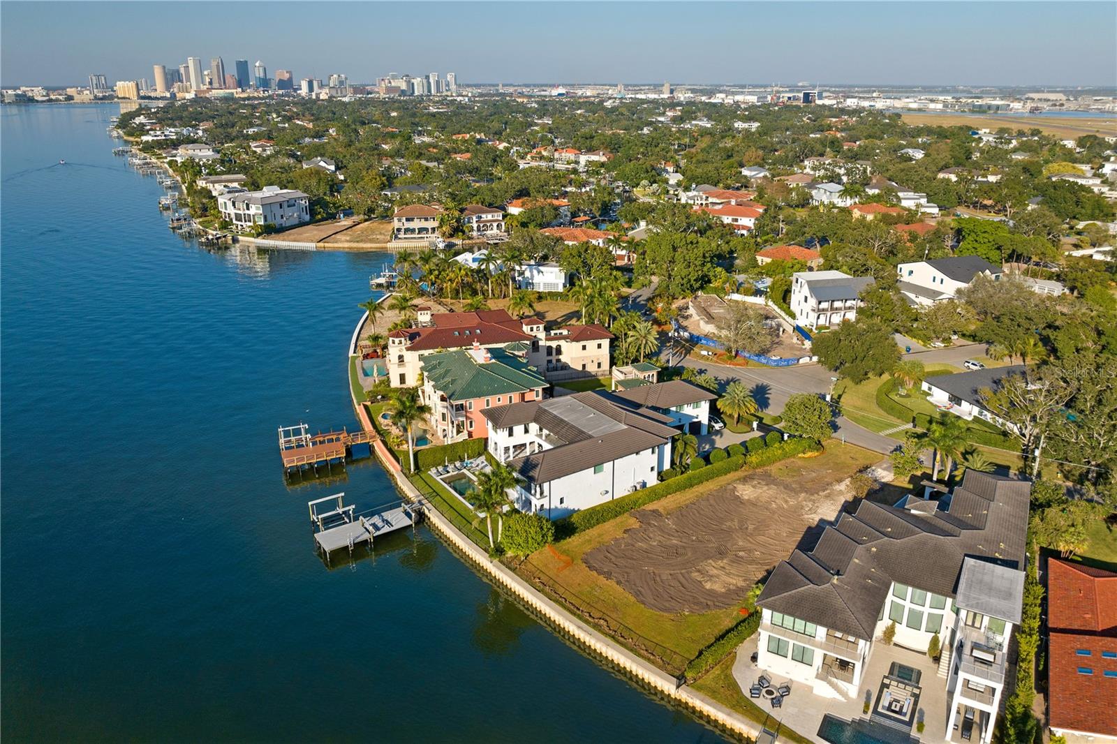 80 MARTINIQUE Ave TAMPA, FL 33606