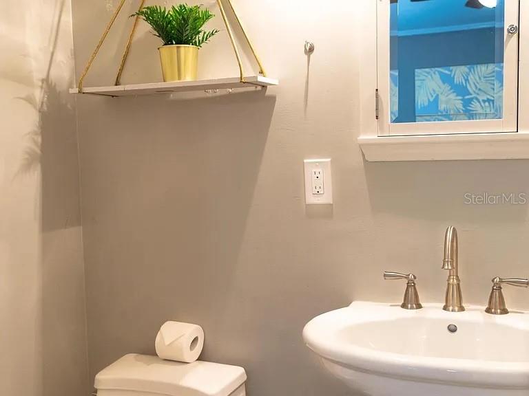 1013 22ND Ave ST PETERSBURG, FL 33704