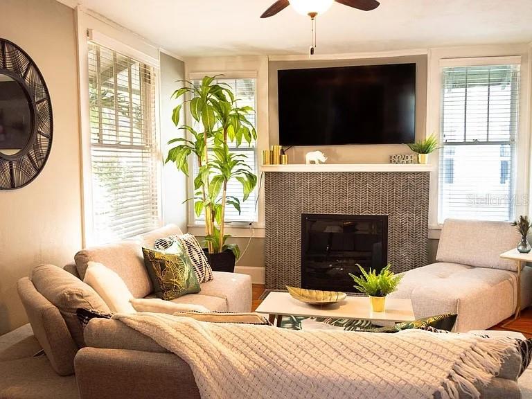 1013 22ND Ave ST PETERSBURG, FL 33704