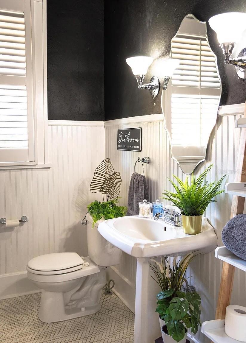 1013 22ND Ave ST PETERSBURG, FL 33704