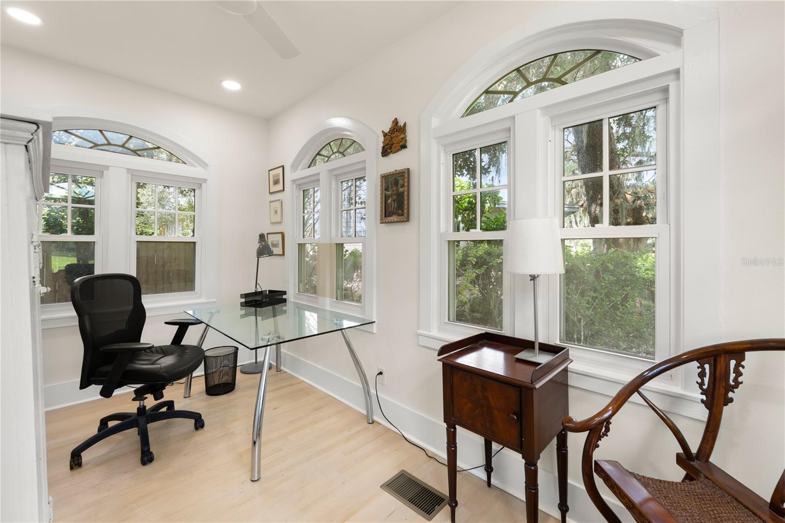 1408 E CHURCH St ORLANDO, FL 32801