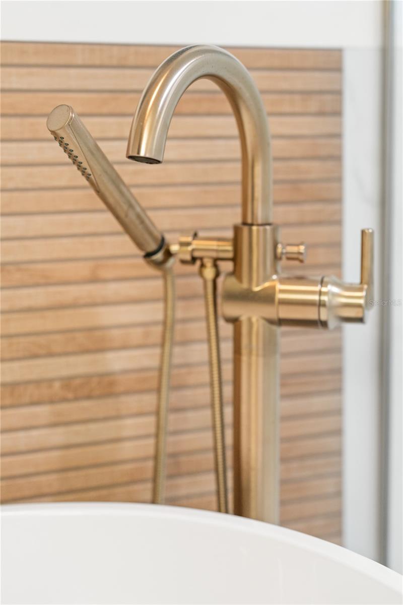 1408 E CHURCH St ORLANDO, FL 32801