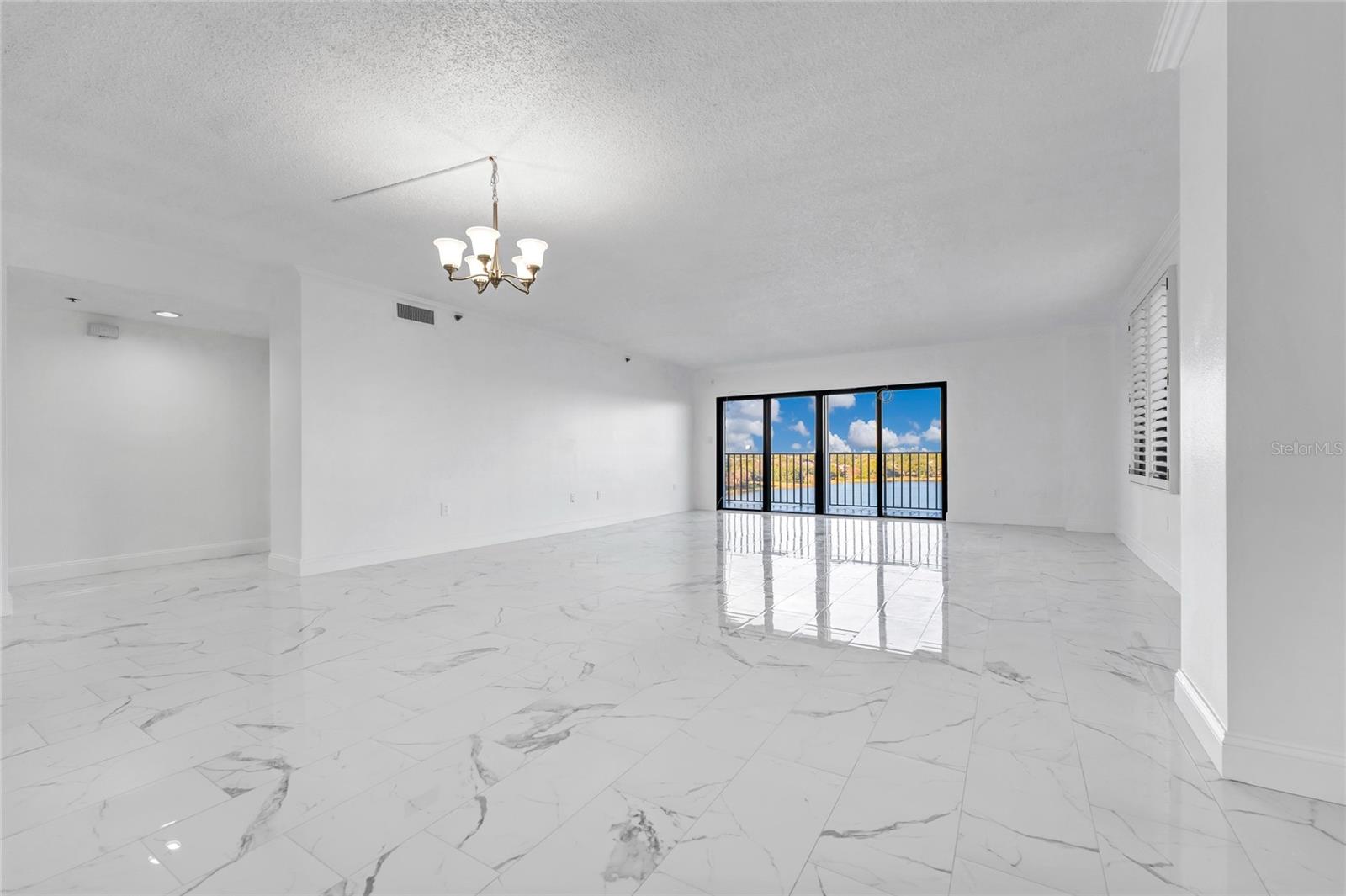 7550 HINSON St #10 ORLANDO, FL 32819