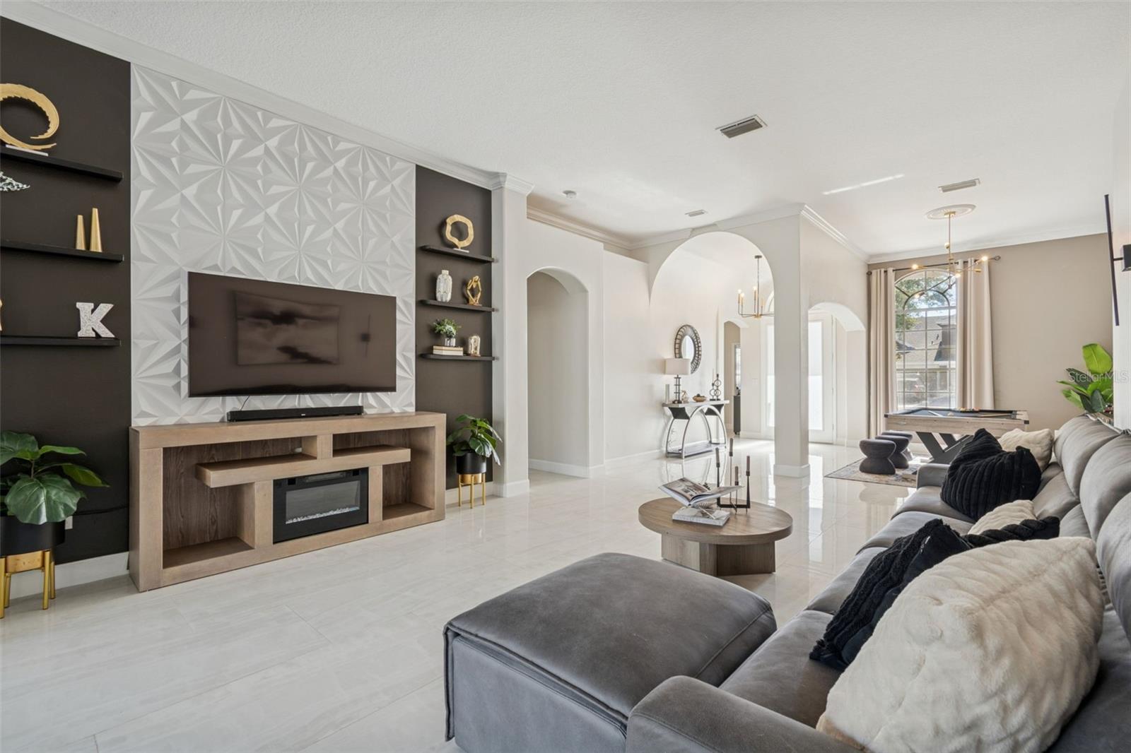 8210 NATURE Cv Way TAMPA, FL 33647