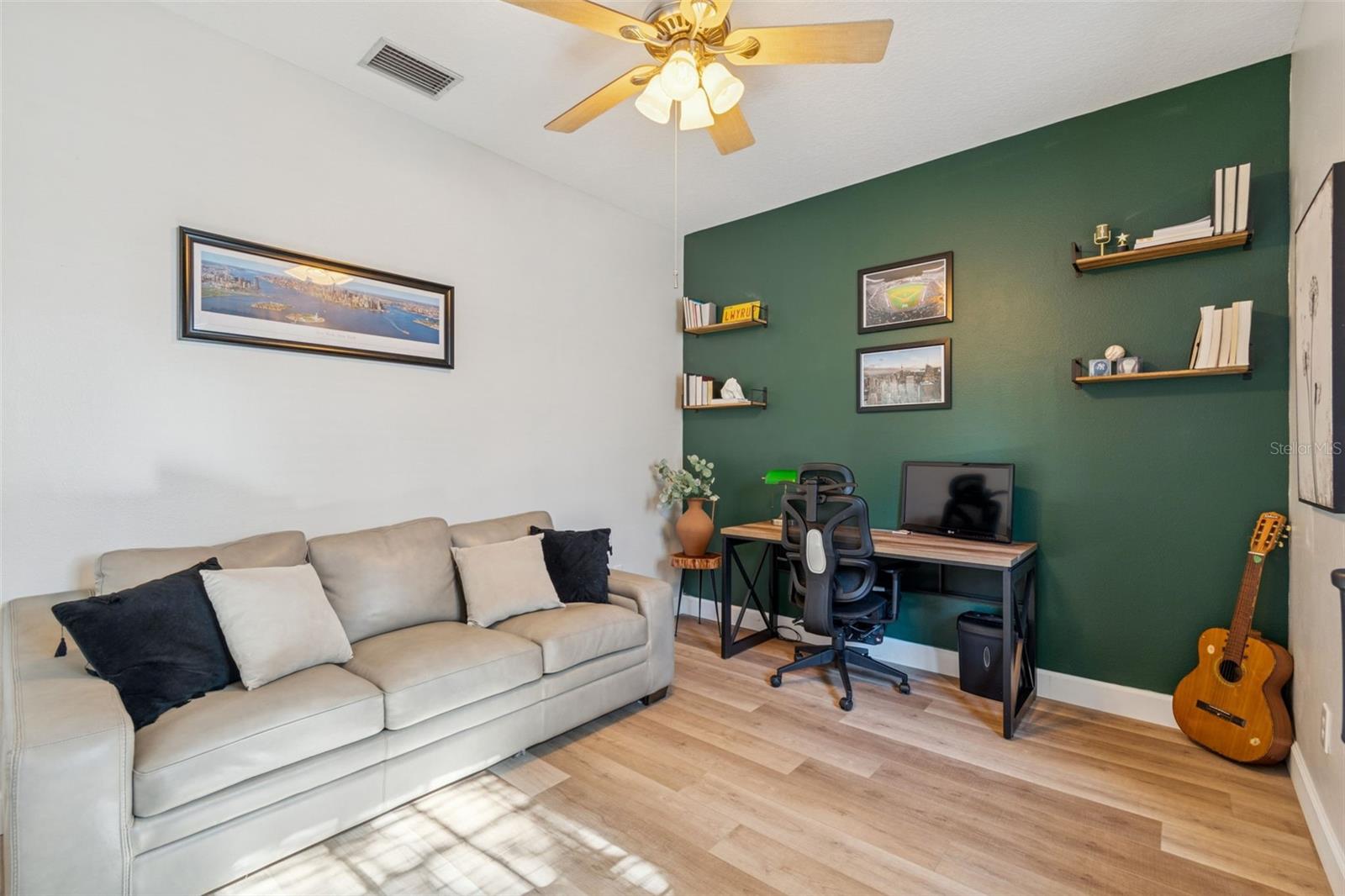 8210 NATURE Cv Way TAMPA, FL 33647