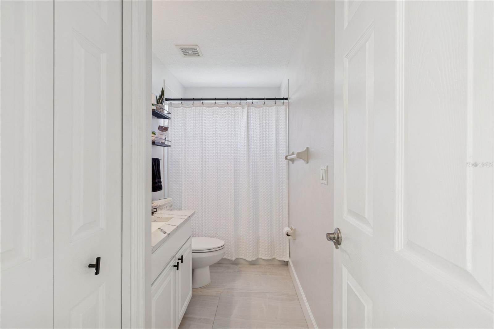 8210 NATURE Cv Way TAMPA, FL 33647