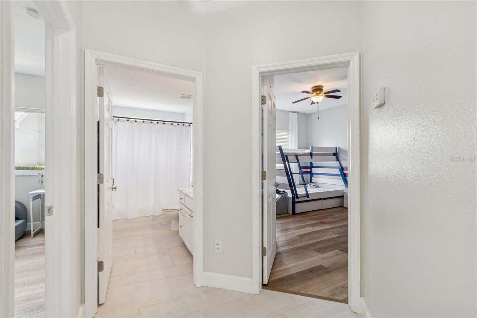 8210 NATURE Cv Way TAMPA, FL 33647