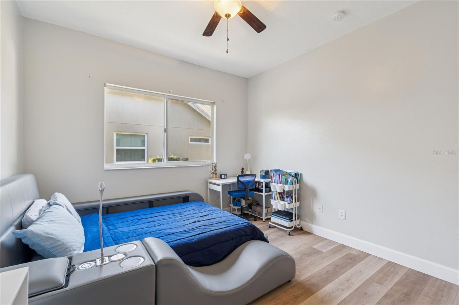 8210 NATURE Cv Way TAMPA, FL 33647