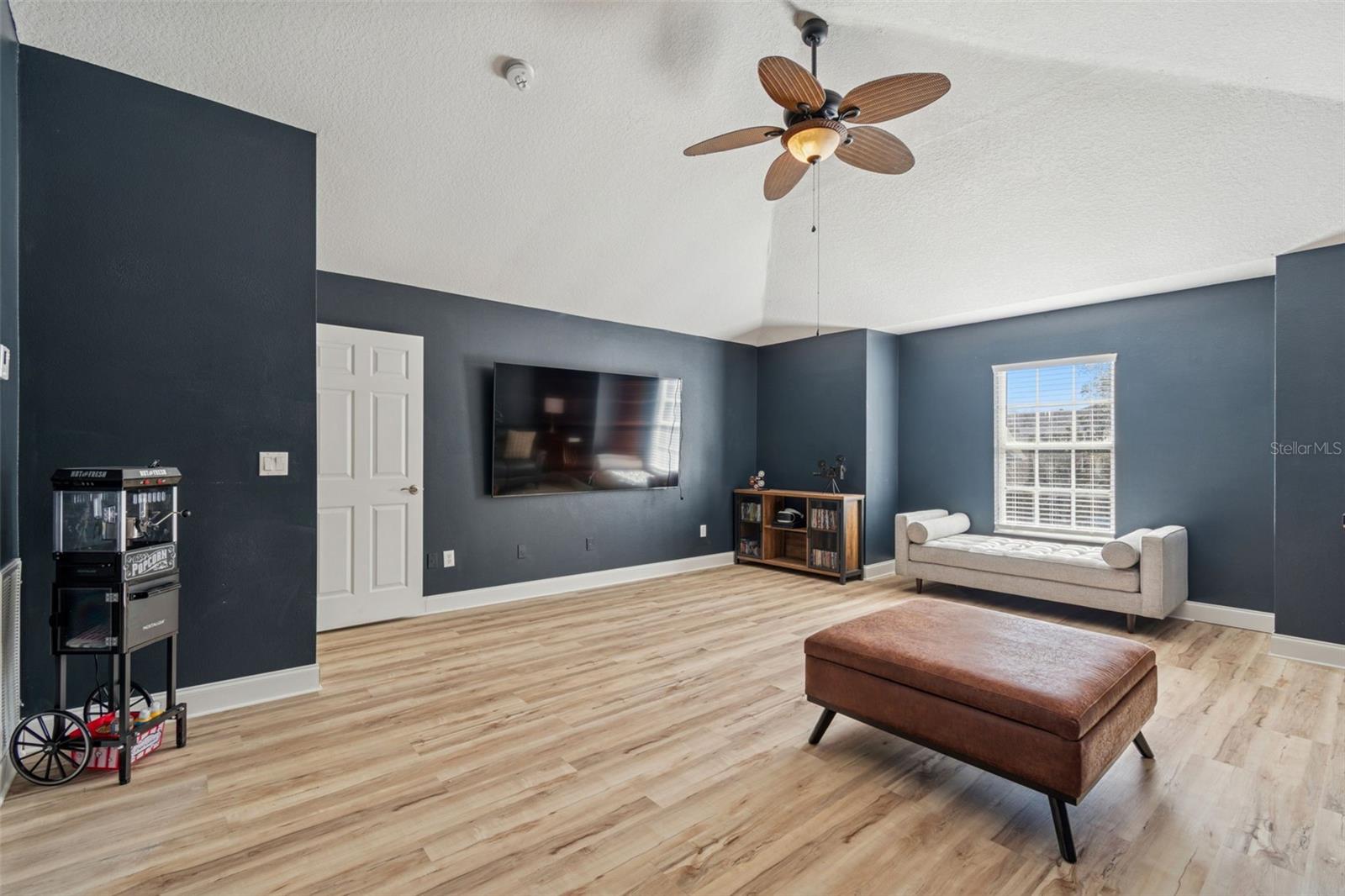 8210 NATURE Cv Way TAMPA, FL 33647