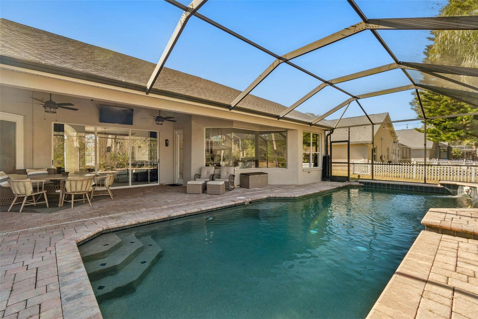 8210 NATURE Cv Way TAMPA, FL 33647